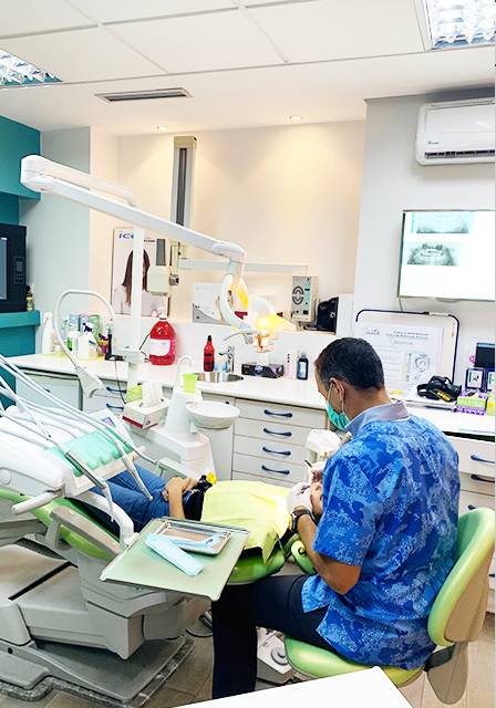 Pose d'implant dentaire à Casablanca Maarif